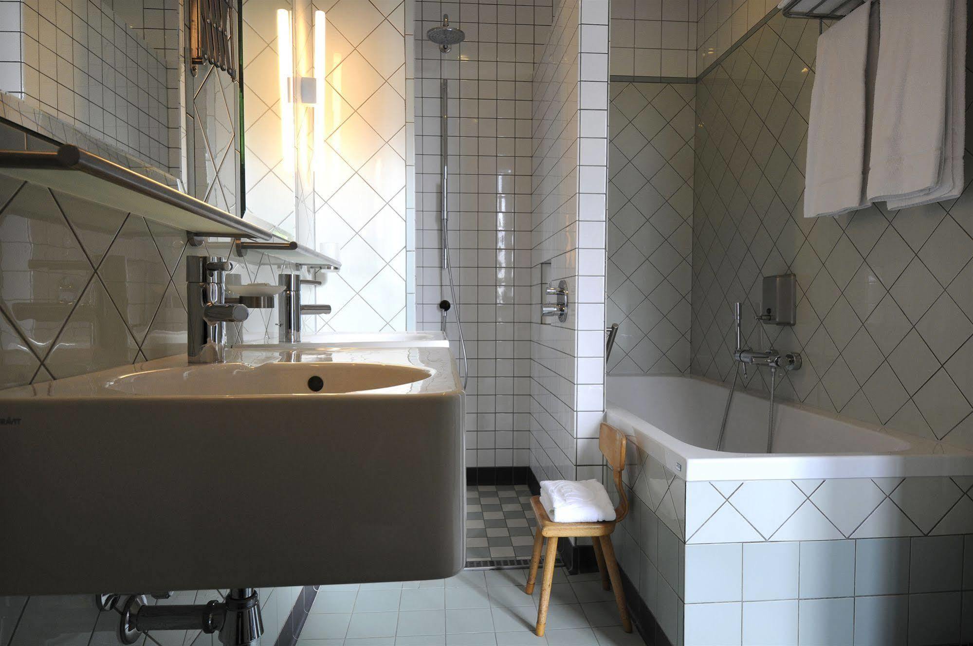 Hotel Augustus Dordrecht
